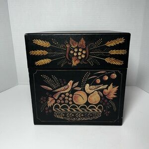 Lang Primitive Nesting Boxes